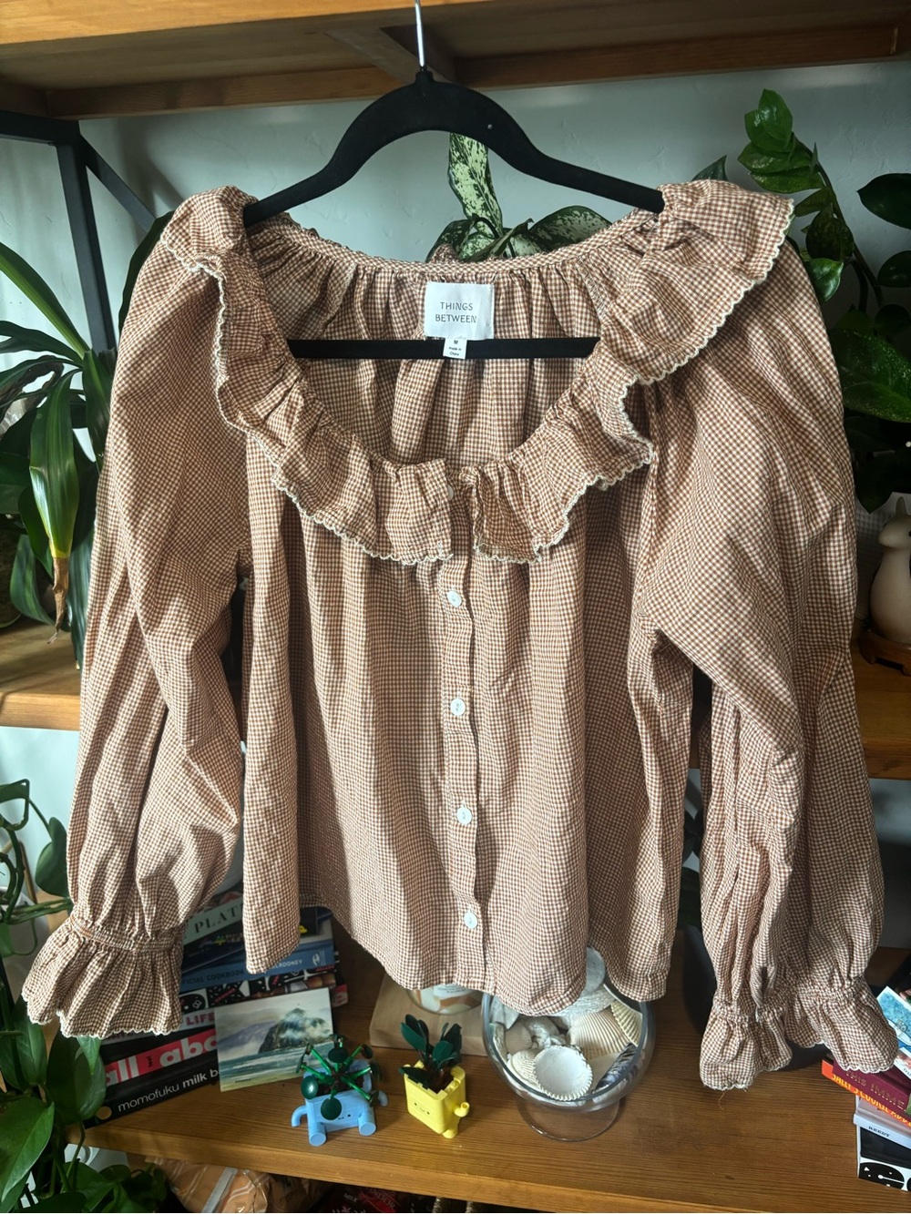 Things Between Teagan Blouse in Almond | Medium - Picture 4 of 7
